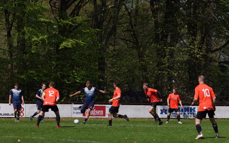 HTS fodbold serie 3 herre tabte 0 -1 til Alslev på Tistrup Stadion.