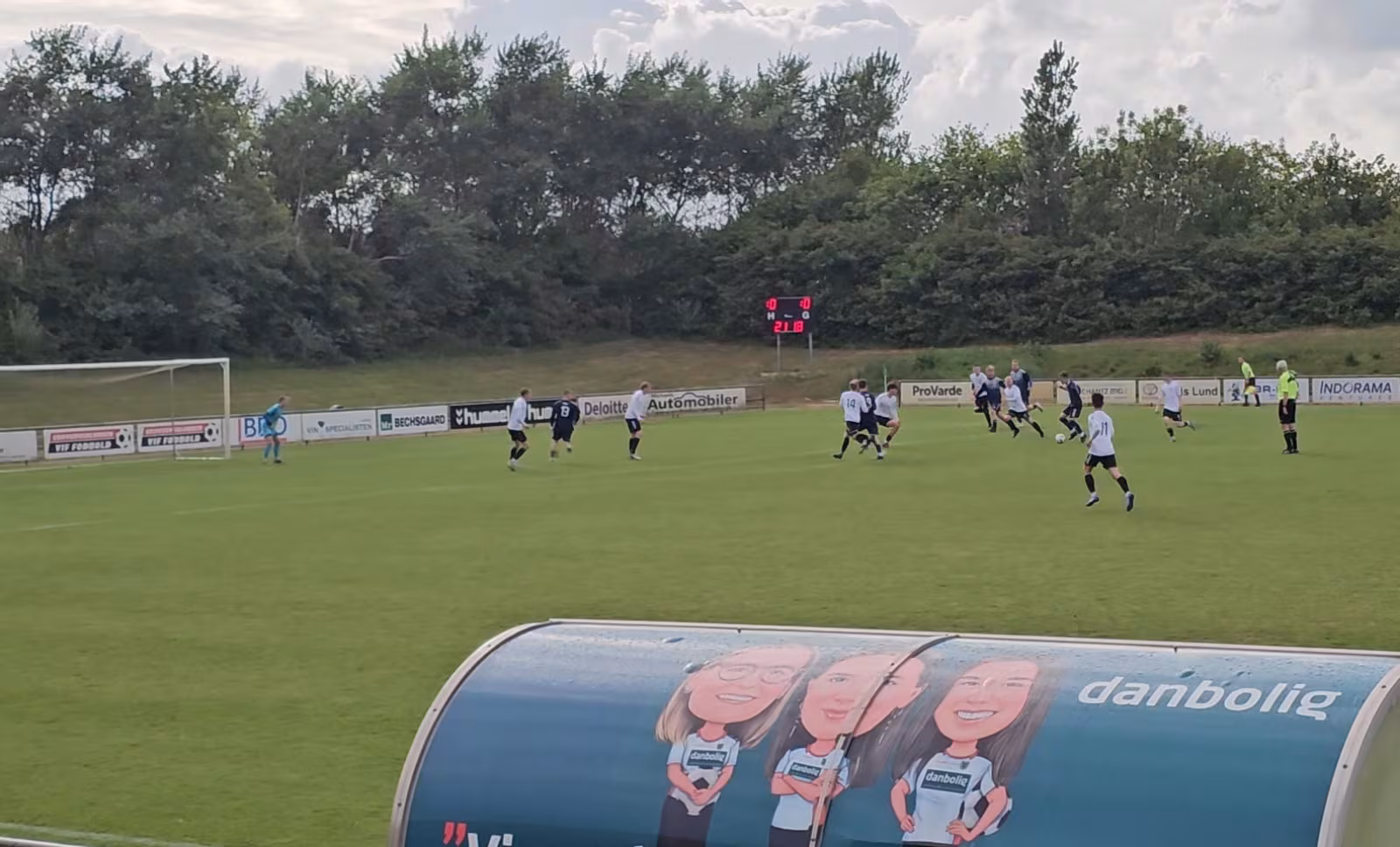 Fodbold serie 2,  Varde og HTS endte uafgjort.