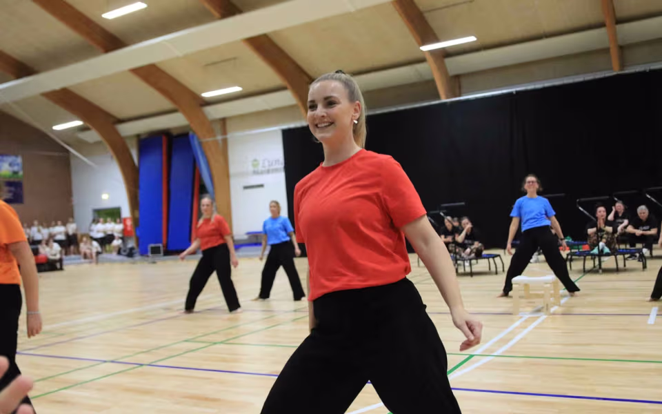 Julegymnastik samler fuldt hus