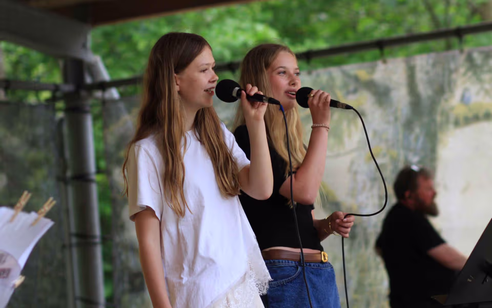 Musikfest samlede generationer i Outrup
