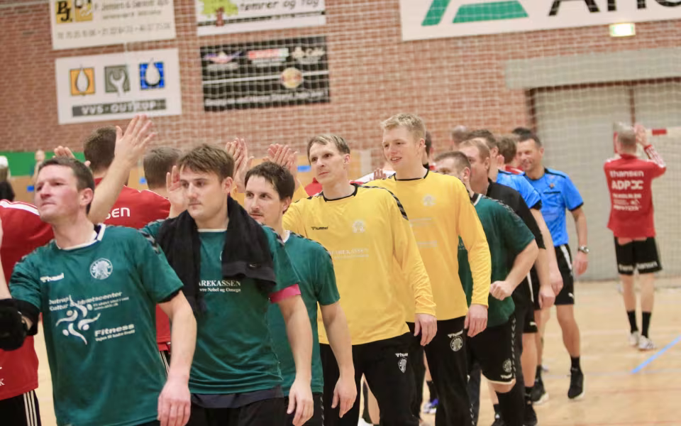 Blåbjerg HK  fejrer håndboldfest trods nederlag