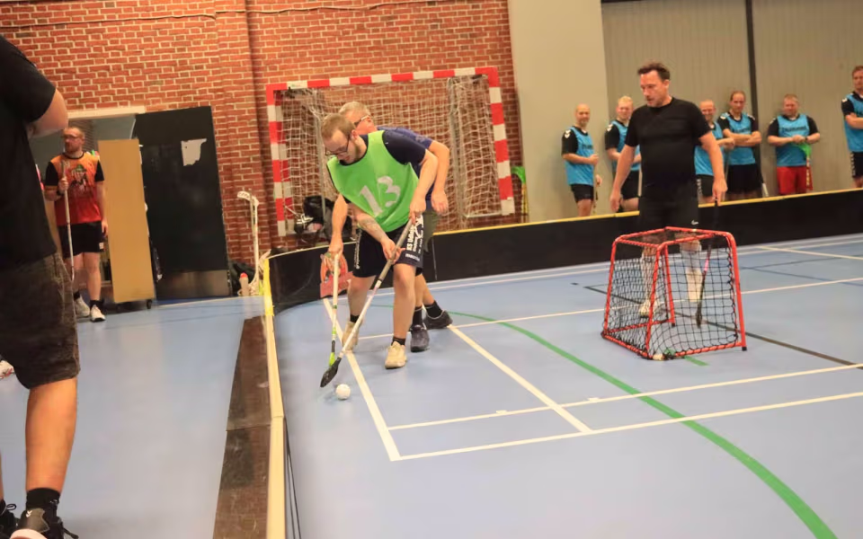 Floorball-sæson skudt i gang