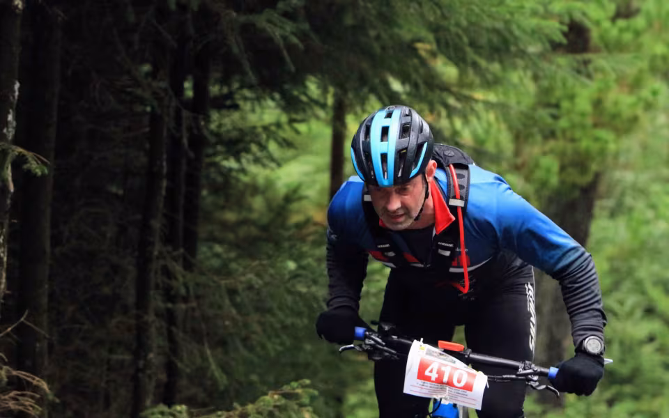 Mountainbike ryttere imponerede trods vådt vejr