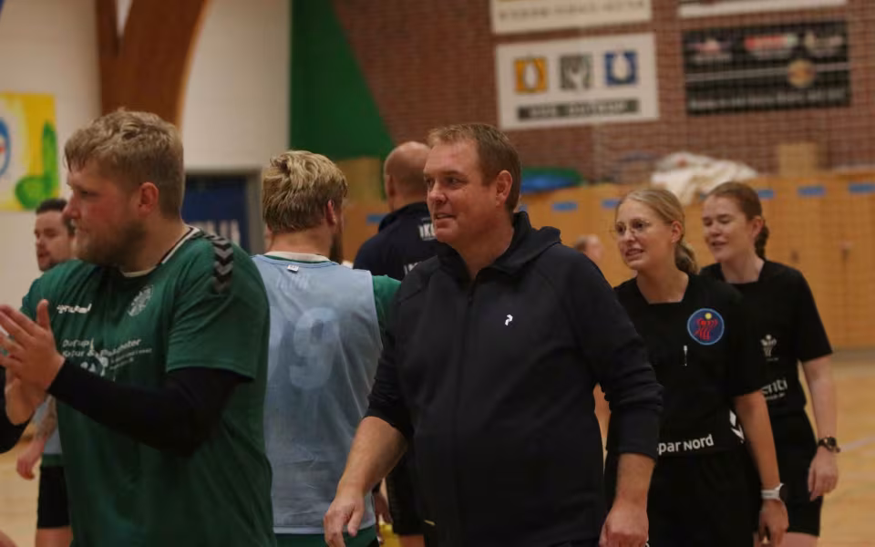 Blåbjerg HK Serie 2  triumferer i topkamp
