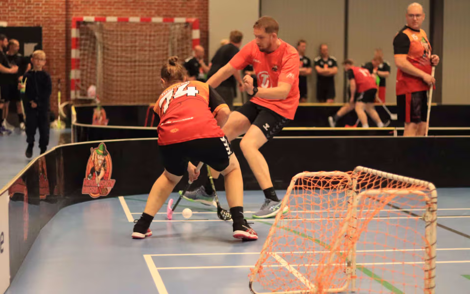 Floorball-sæson skudt i gang