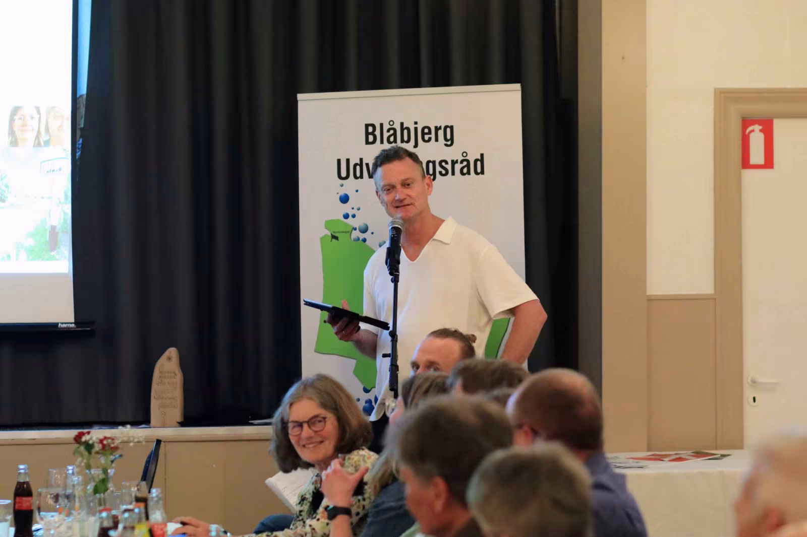 Thomas Ancher Uth i gang med beretningen