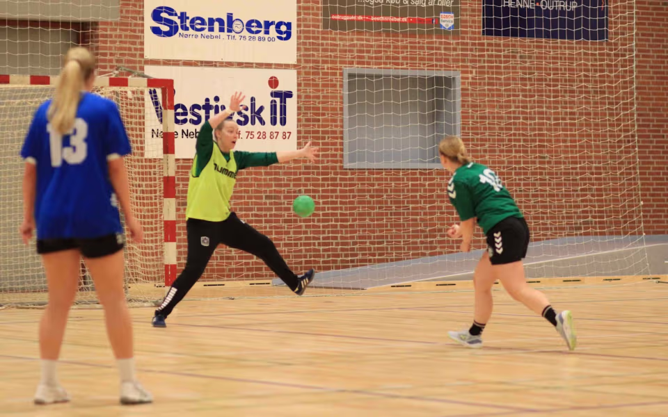 Blåbjerg HK herrer på førstepladsen