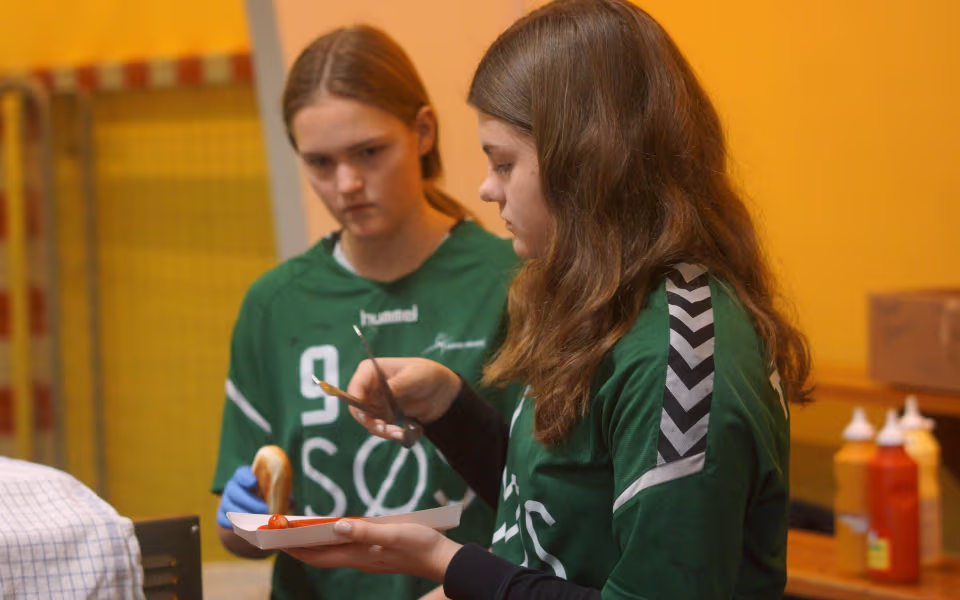 Lørdag eftermiddag blev der spillet grisebanko i Skovlund-Ansager hallen