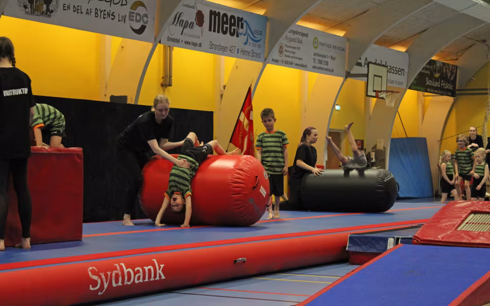 Gymnastikopvisning 2022 i Skovlund-Ansager Hallen