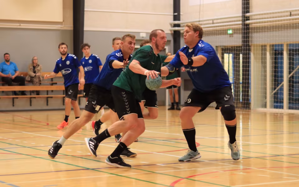 Begge Blåbjerg Hold Led Nederlag