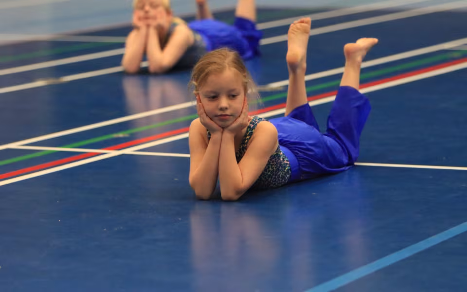 Mini Dancers Fra Outrup Strålede