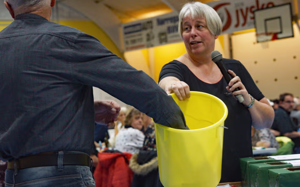 Lørdag eftermiddag blev der spillet grisebanko i Skovlund-Ansager hallen