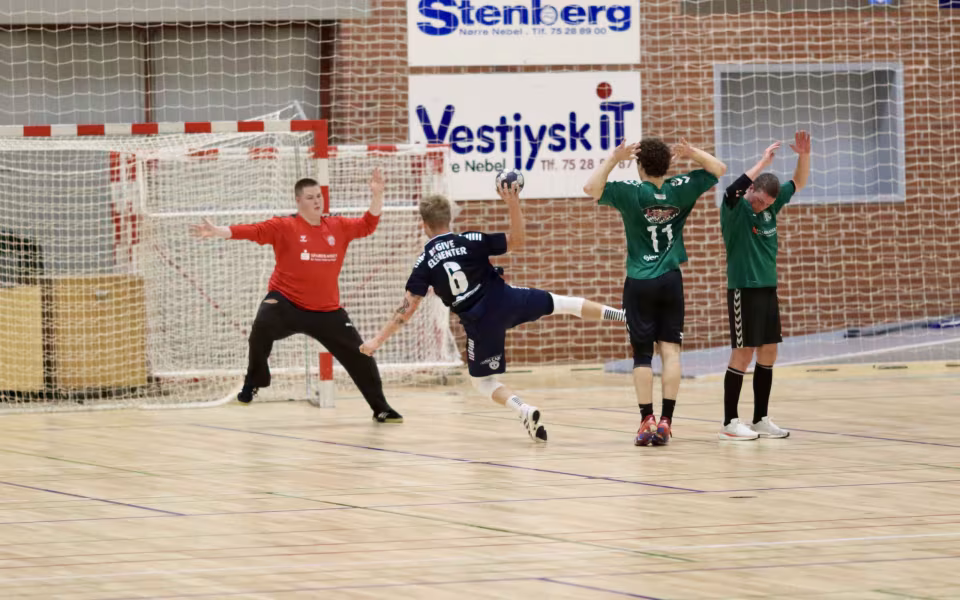Blåbjerg fik en hård start på livet i 3 Division