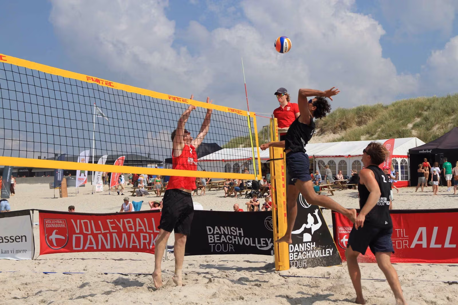 Beachvolleyfest ved Vesterhavet