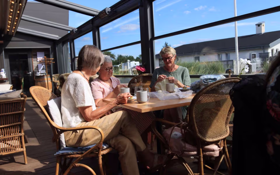 Strikkenørderne samles igen i Henne