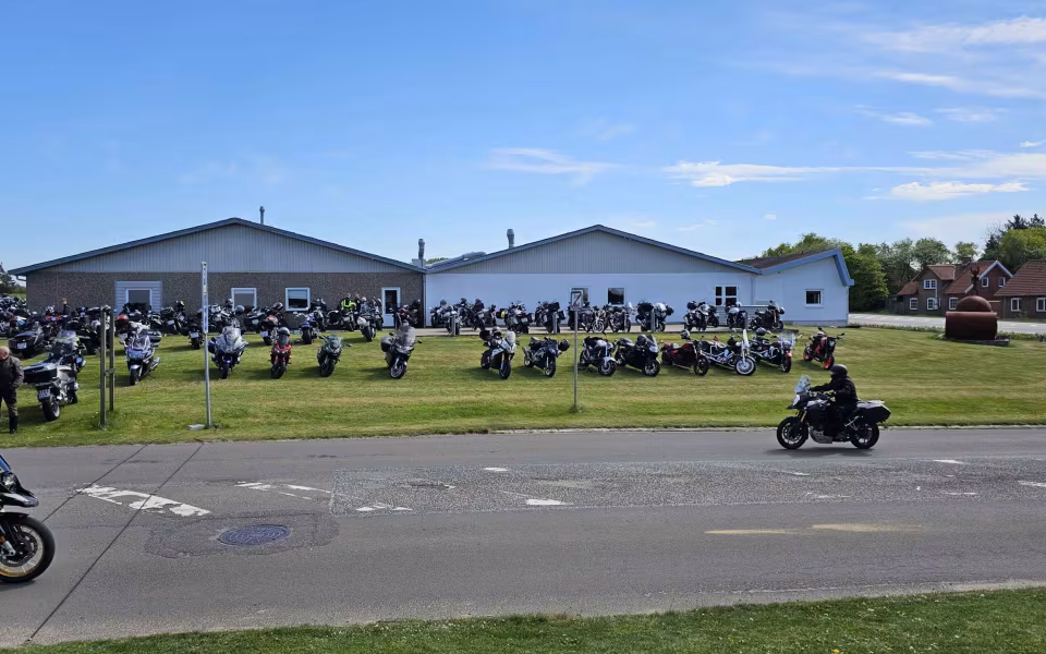 bød Xpedit BMW Motorrad forhandler i Ølgod velkommen til et åbent hus-arrangement.