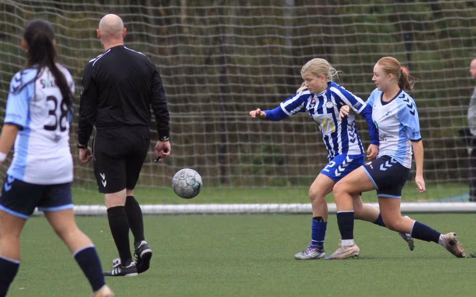 EfB-piger modstod presset og sejrede