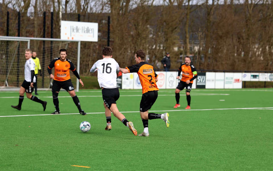 Helle FC senior serie 4 herre tog vigtig sejr over Varde