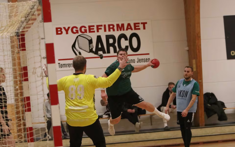 Blåbjerg HK Serie 2  triumferer i topkamp