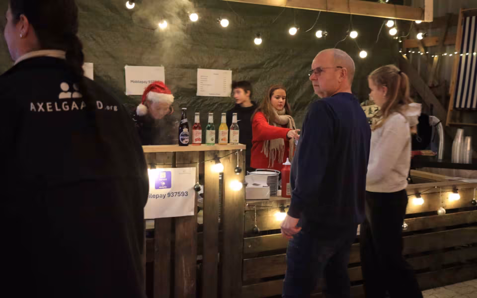 Mange nød julestemning på Axelgaard