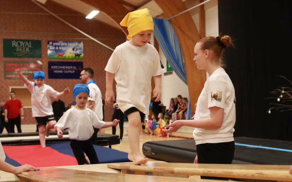 Forårsstemning i Outrup med GUB Gymnastik
