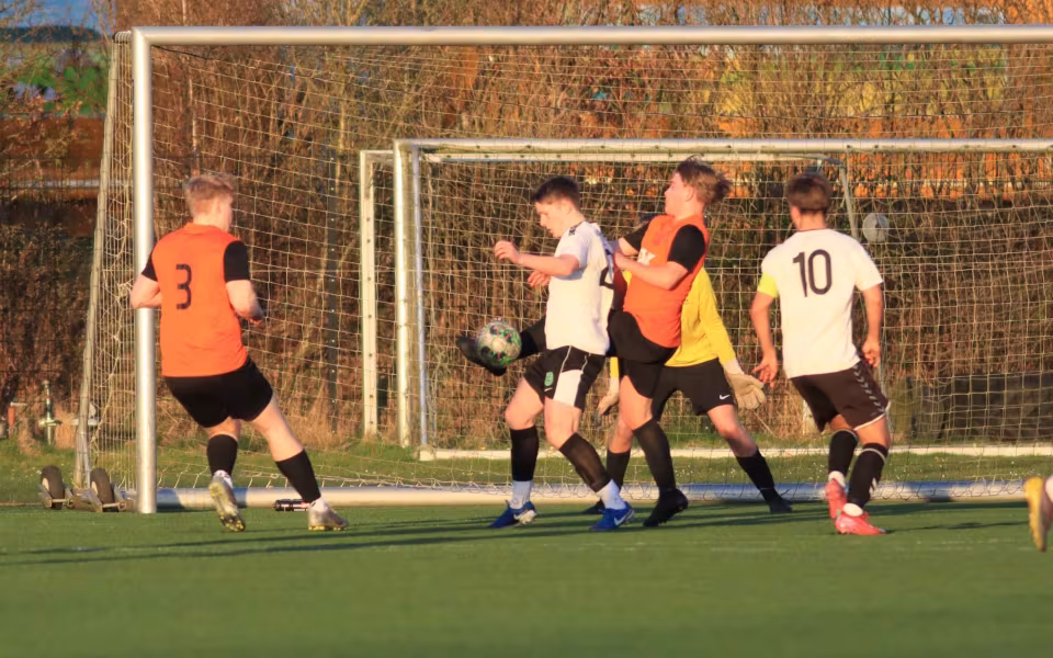Varde U-19 Vinder 6-0 Over SGI/SSK