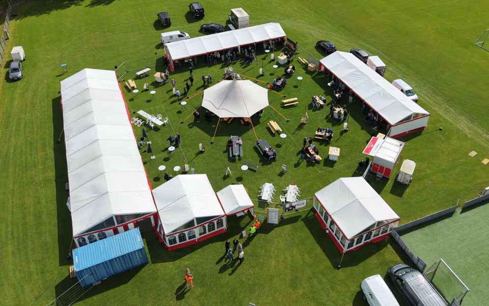 Ølgod BEER Festival 2026 bød på smag, musik og fællesskab - Se billeder fra dagen.