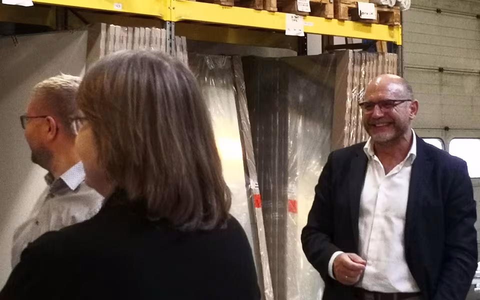 Netværksgruppen 6823 er på besøg hos by Mogensen i Skovlund, hvor Karl Otto Schultz viste rundt.