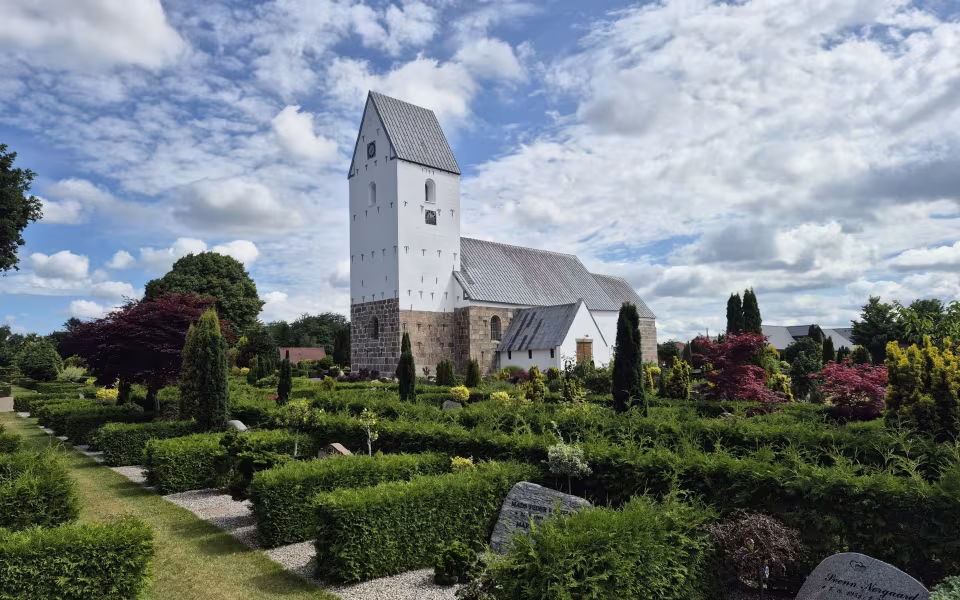 Ølgod Kirke