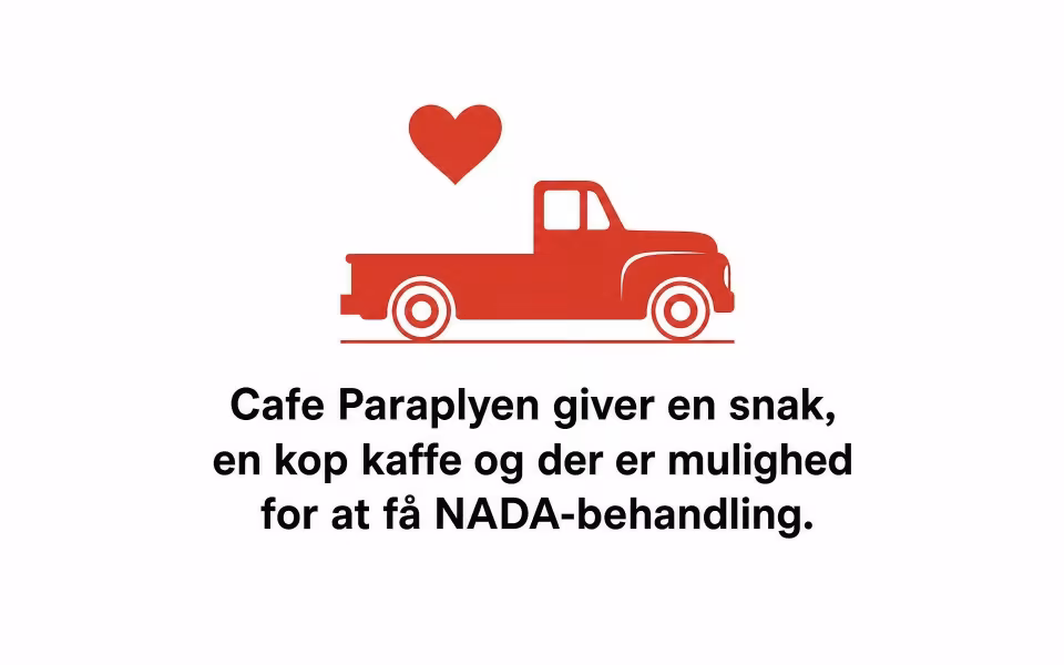 Cafe Paraplyen giver en snak, en kop kaffe og der er mulighed for at få NADA-behandling.