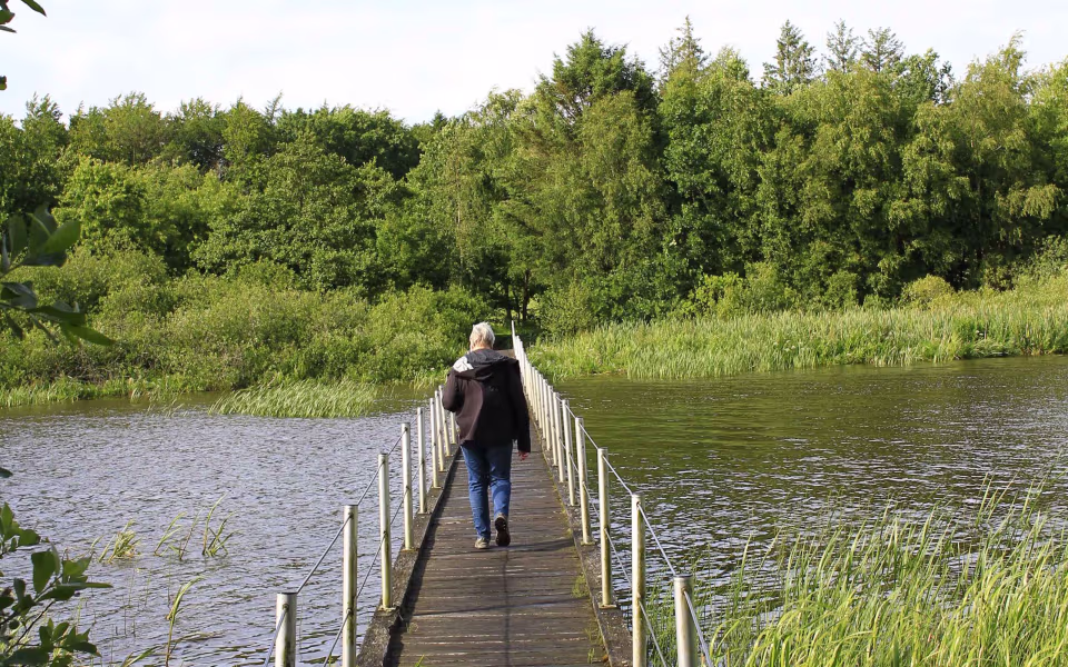 Karlsgårde Sø: Længde 5.5 km