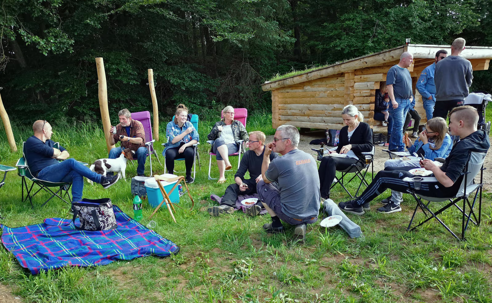 Sæsonafslutning for FDF med brassbandmusik på stemmeværkspladsen