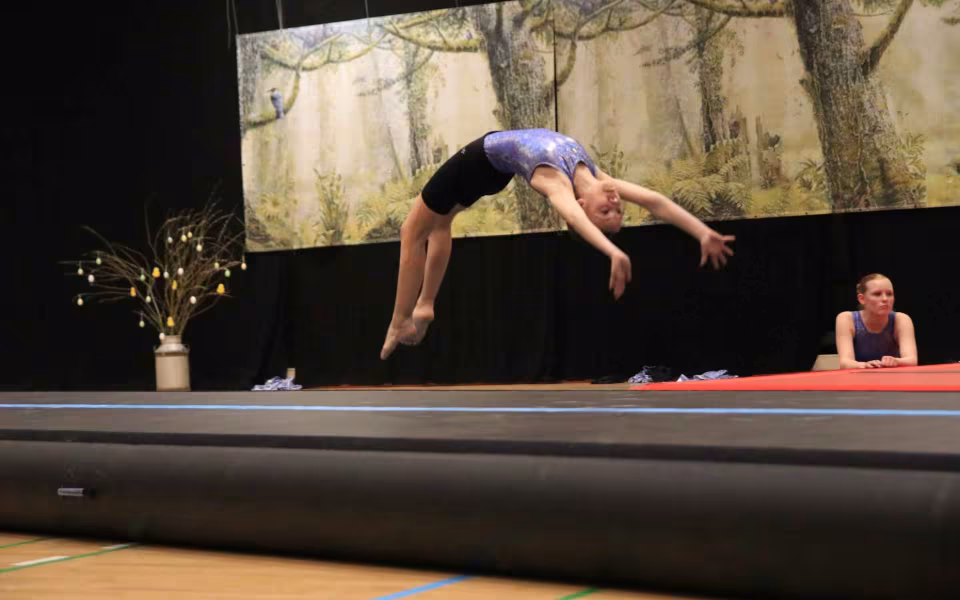 Forårsstemning i Outrup med GUB Gymnastik