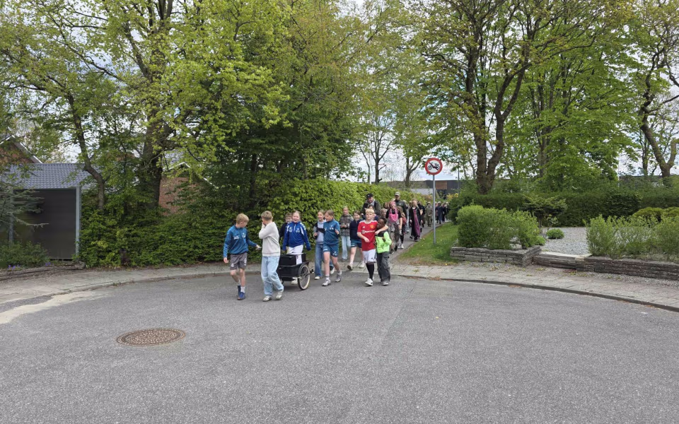 Stor deltagelse til Tistrup Screaming Carneval på torvet - Se de mange billeder