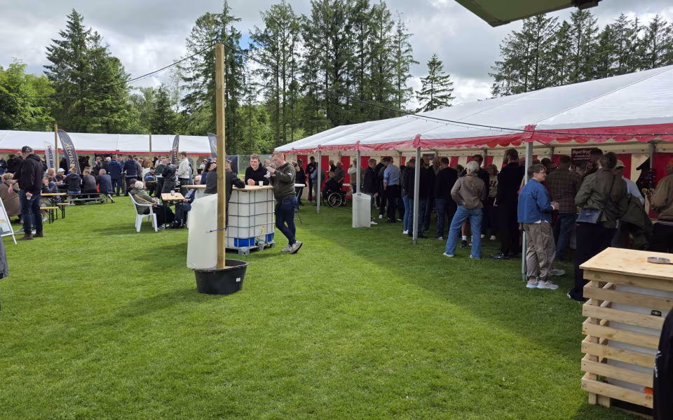 Ølgod BEER Festival 2026 bød på smag, musik og fællesskab - Se billeder fra dagen.