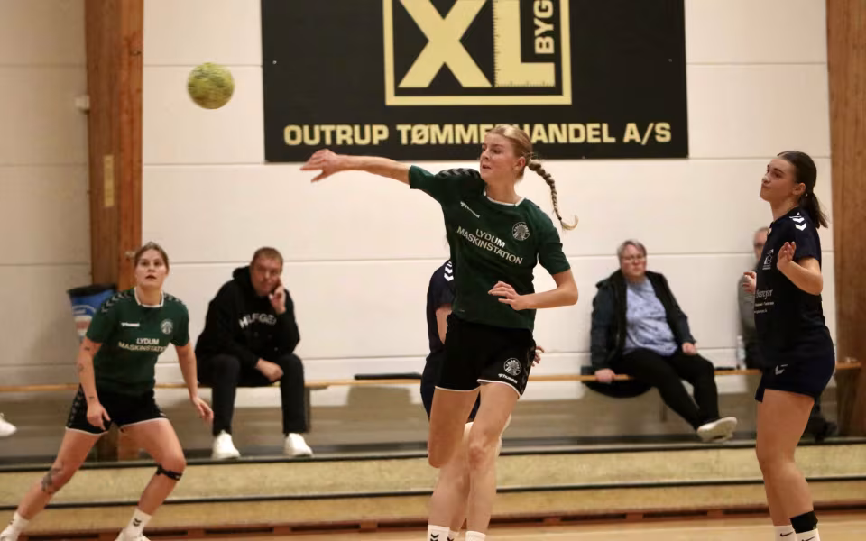 Endelig sejr til Blåbjergs U-19 piger