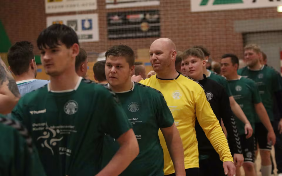 Blåbjerg HK Serie 2  triumferer i topkamp