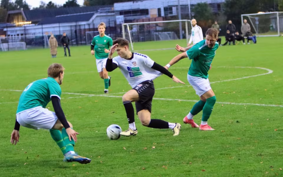 Varde sejrer 3-2 over Skjern