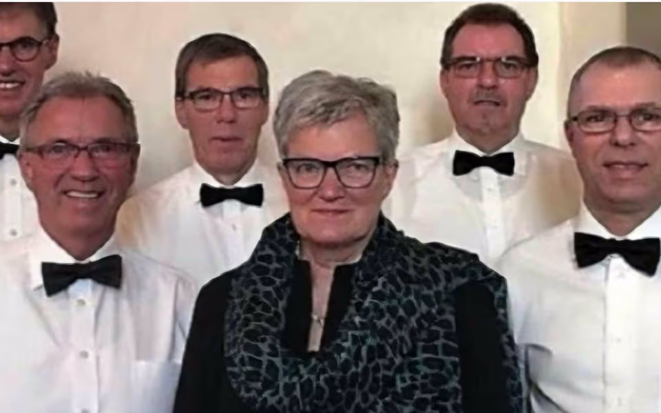 Syng med - julekoncert med "Søskendekoret Olesen" i Hodde Forsamlingshus