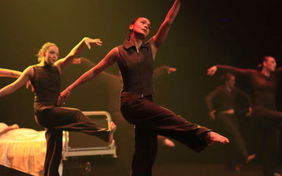 Dance Company Twenty Juleshow begejstrede 1200 publikummer