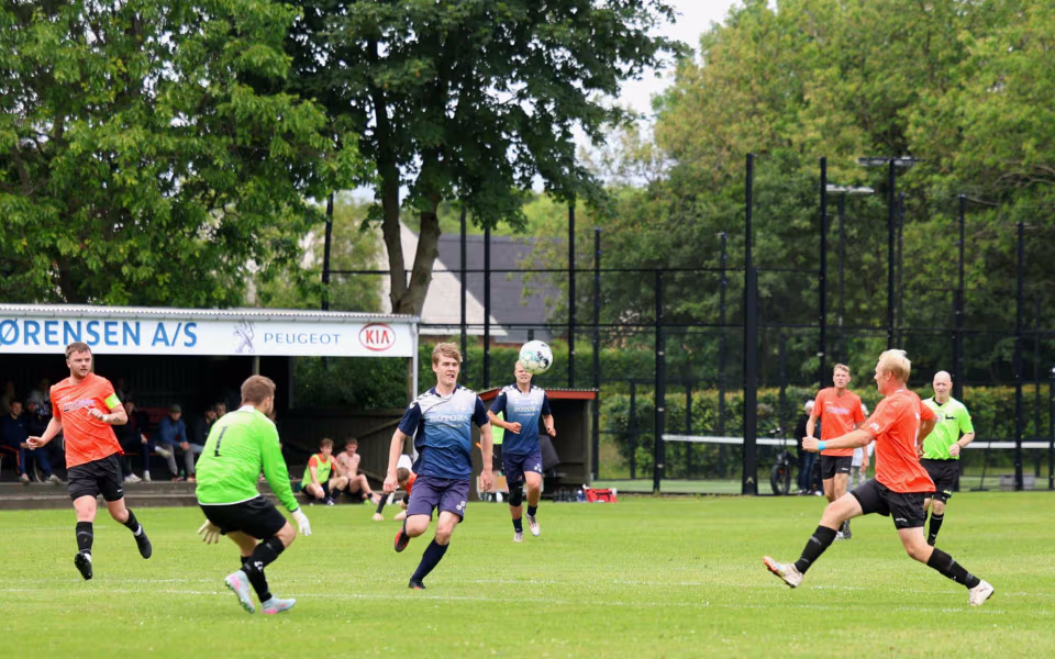 HTS-serie 3 fodbold kan nu selv afgøre deres skæbne i deres pulje - Se billeder
