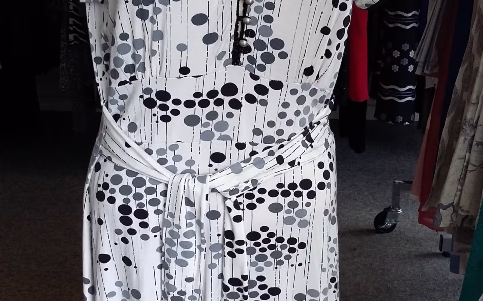 Sommerudsalg i Kirkens Korshærs genbrugsbutik åbner dørene mandag den 28 august kl. 13.00