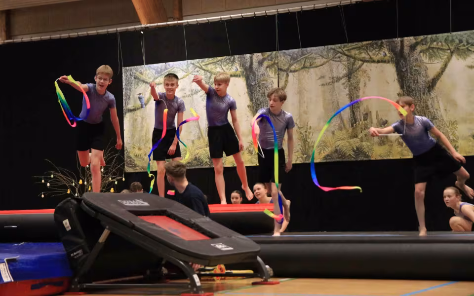 Forårsstemning i Outrup med GUB Gymnastik
