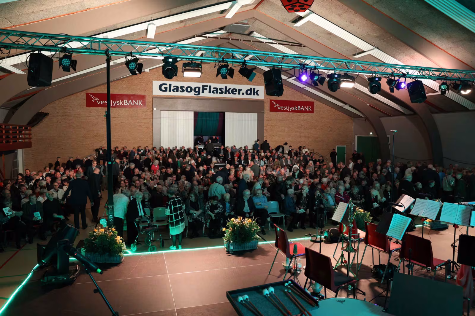 Godt 500 stole var besat til årets Lions Nytårskoncert 2025 i Ølgod Hallen.