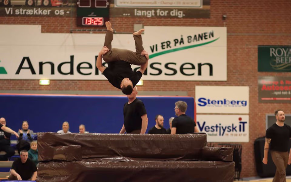 Herregodt på gulvet i Outrup