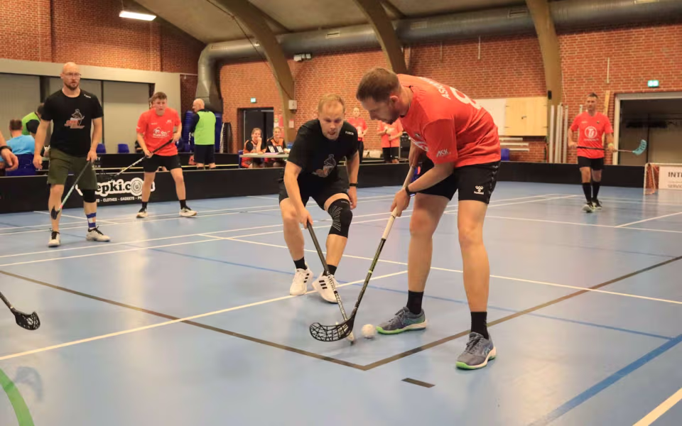 Floorball-sæson skudt i gang