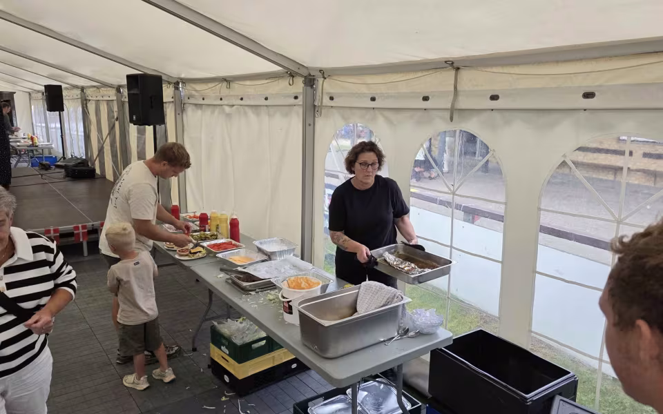 Familiespisning og hyggeaften til Tistrup Sportsfest fredag aften