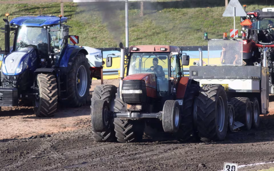 Powerpull og Truckshow skabte folkefest i Outrup