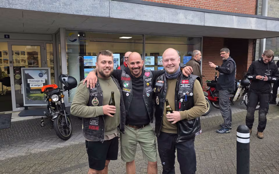 Regnen stoppede ikke sensommerens Late Night i Ølgod - Se billeder