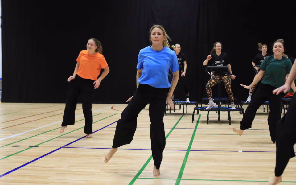 Julegymnastik samler fuldt hus